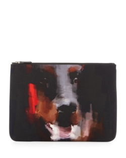 Black purse with a pattern